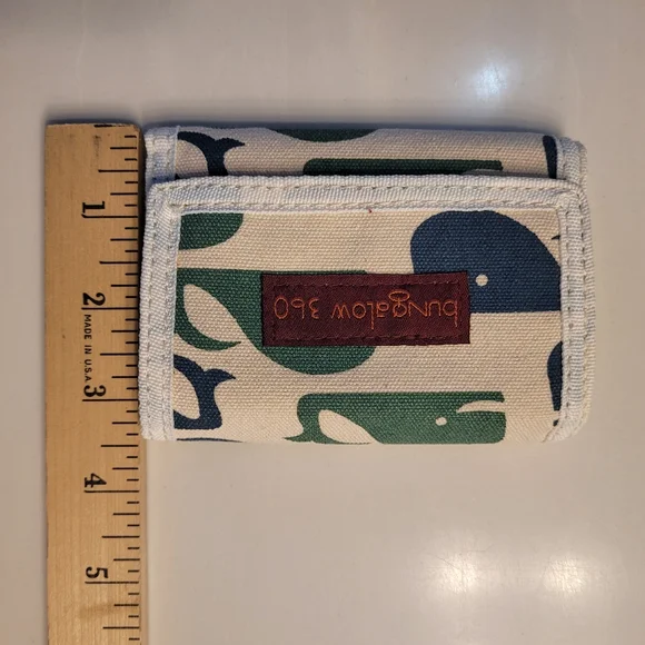 BUNGALOW 360 "Whales" Natural Canvas & Eco Friendly Ink Wallet Unisex - Picture 7 of 9